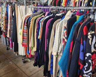 Women's Vintage Clothing