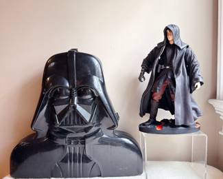 Darth Vader carrying case and anakin skywalker statue kotobukiya