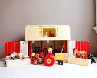 fisher price family play farm barn
