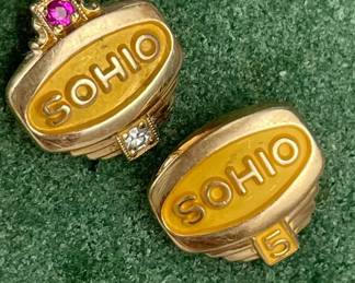  008 Vintage SOHIO 10K Service Award Lapel Pins