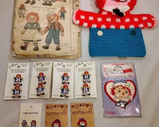 1940 McCall Raggedy Ann Andy Pattern, 1975 Knitted R Andy Hand Puppet, Vintage Buttons  Patch