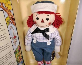 1997 Applause Raggedy Andy Storybook Doll 16 T