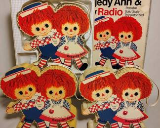 3 1973 Vintage Raggedy Ann  Andy Transistor AM Radio
