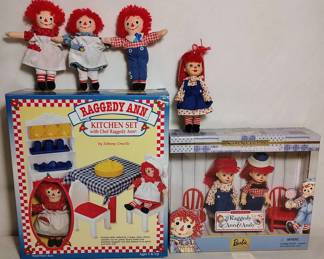 1997 Hasbro Raggedy Ann Kitchen Set And 1999 Kelly Tommy R.A.  A.