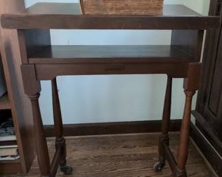 Dictionary Desk With Second Edition Dictionary