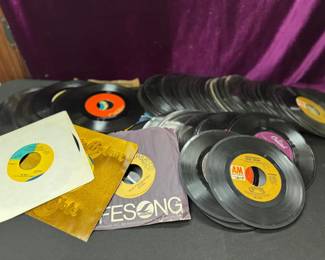 Incredible. 7 Inch Vinyl Record Collection Mystery Lot.
