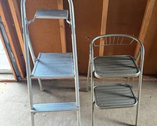 2 Stepstools