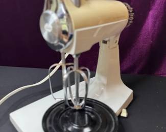Vintage Sunbeam Mixmaster Stand Mixer From The 1970S
