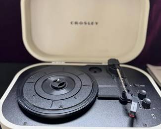 Crosley Discovery Bluetooth Stereo Turntable