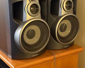 sonyy speakers