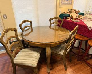table and chairs