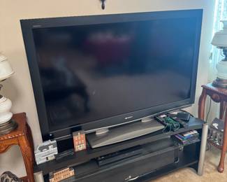 SHARP ACQUOS 52IN TV
