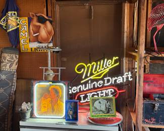 Neon signs 