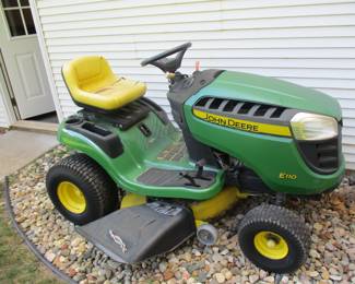 JOHN DEERE