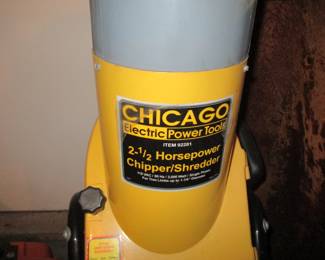 CHICAGO Chipper / shreader