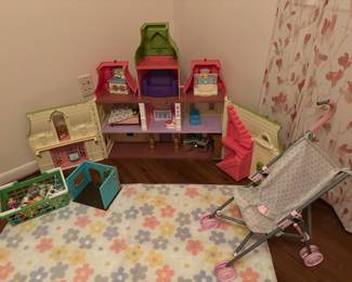 Doll house and accessories
Doll stroller
