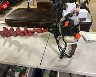 Commercial auger