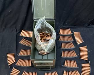 300+ ROUNDS OF 7.62mm AMMUNITION w AMMO BOX