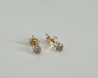14K Gold with Diamonds Small Stud Style Earrings (0.3 Grams)