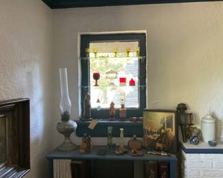 Miscellaneous glass collectibles