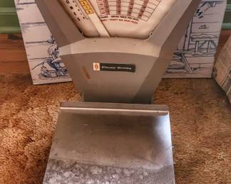 Vintage Pitney Bowes scale