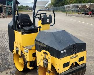 BOMAG BW 900-2 Vibratory Smooth Drum Roller Compactor WIth Water System, 322.23 Hours