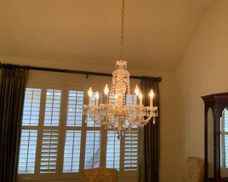 Schoenbek chandelier