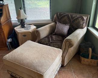 lounger and ottoman