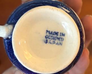 Vintage Blue Willow Teacup – “Made in Occupied Japan” (c.1945–1952