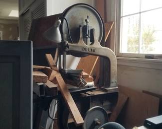 Delta band saw