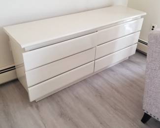 6-drawer dresser
