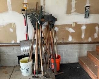 Yard tools