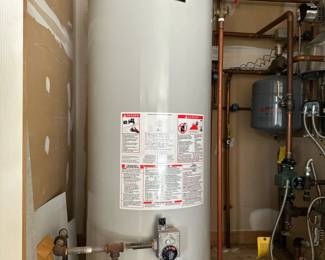 Hot water heater