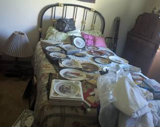 Full size iron bed and collectible plates
