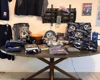 COWBOYS merch