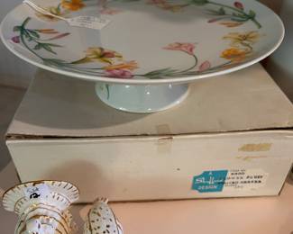 kitchen cake plate, salt and pepper