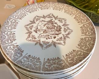 10 Edwin Knowles plates