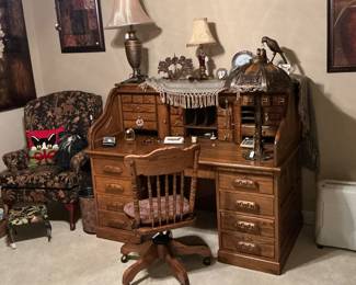 Full view of a woman’s office