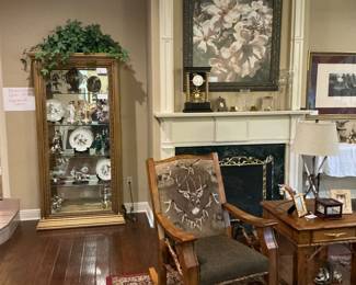 so view of the living room and what’s available
