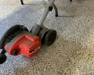This is an edger really nice condition