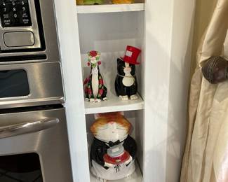 Shawnee, the Harvey Knox Kingdom Lacambe, Tracy Flickinger Cookie Jars