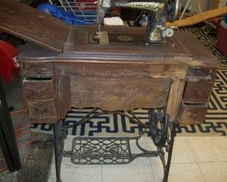 Vintage Sewing Machine