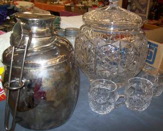 Snowman Ice Holder     Lidded Punch Bowl