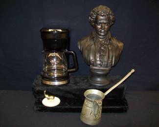 Mozart Statue