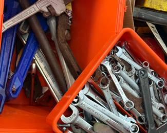 Metric wrenches