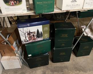 Quantity of Dickens Village Dept 56