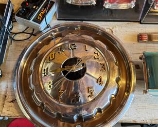 Great Chevy hubcap clock