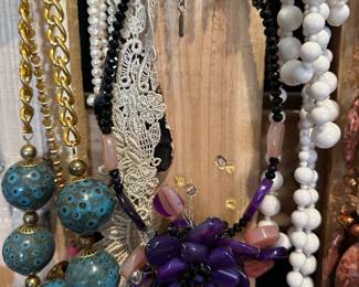 Estate Jewelry Collection—Vintage, Fashion, and Unique Pieces