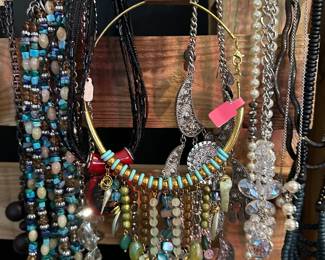 Estate Jewelry Collection—Vintage, Fashion, and Unique Pieces