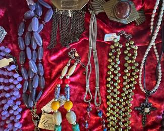 Estate Jewelry Collection—Vintage, Fashion, and Unique Pieces